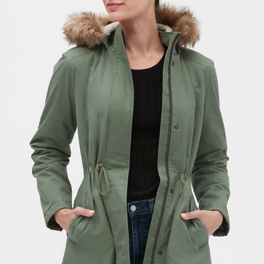 Gap Women's Army Green Sherpa Lined Parka Size XS